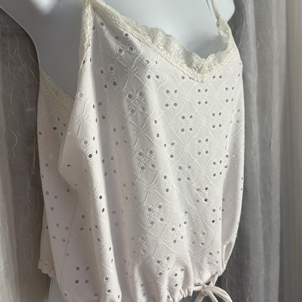 Guess white tank